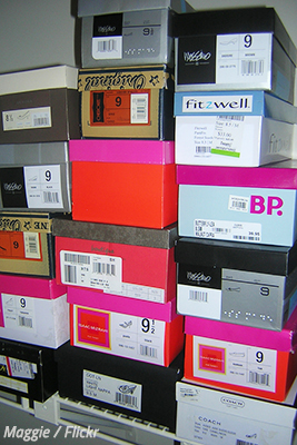 Packing shoes in shoe boxes