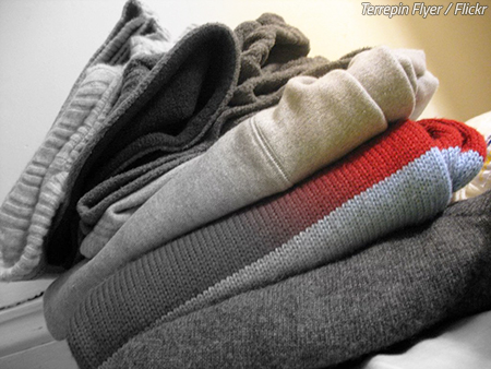 How to pack sweaters for moving